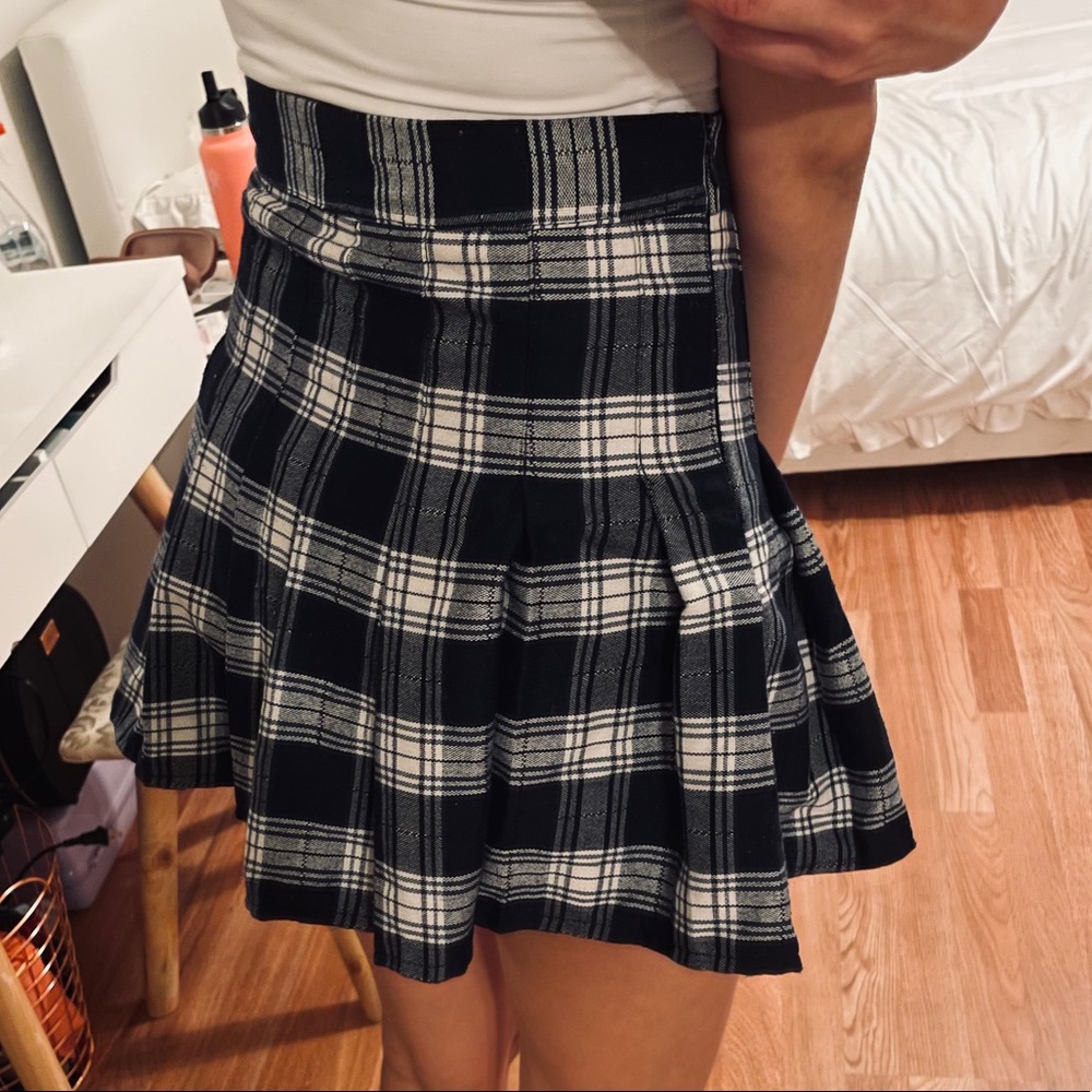 Plaid Mini Skort - Picture 2 of 4